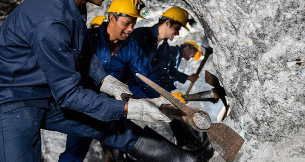 ҵ��㷺 ��Ԫ��չ